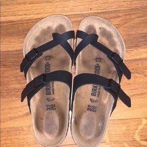 black mayari birkenstocks size 37